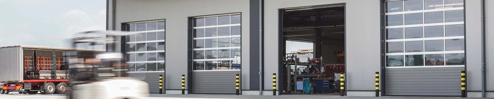 Mga pintuan ng industriya